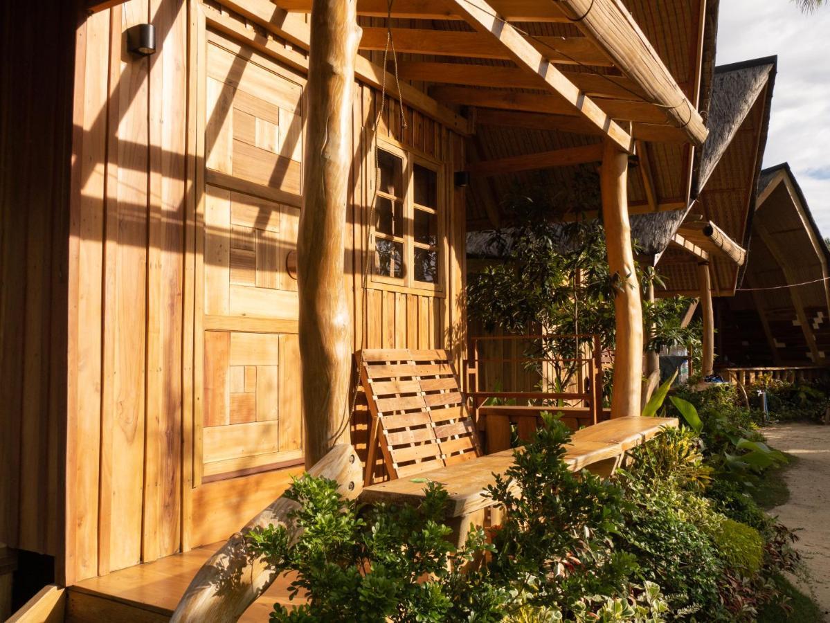 Camanolo Homestay General Luna  Exterior foto